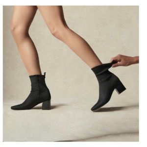 NIB Donald Pliner Angel Bootie Sz 11